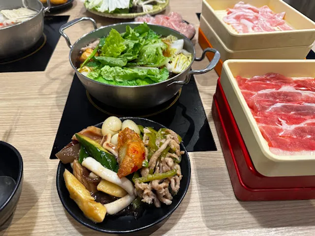 Sukiyaki & Shabushabu