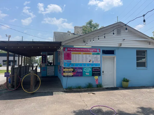 Pelican's SnoBalls Lexington