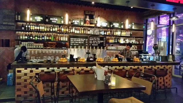 Boxing Cat Fresh Beer House