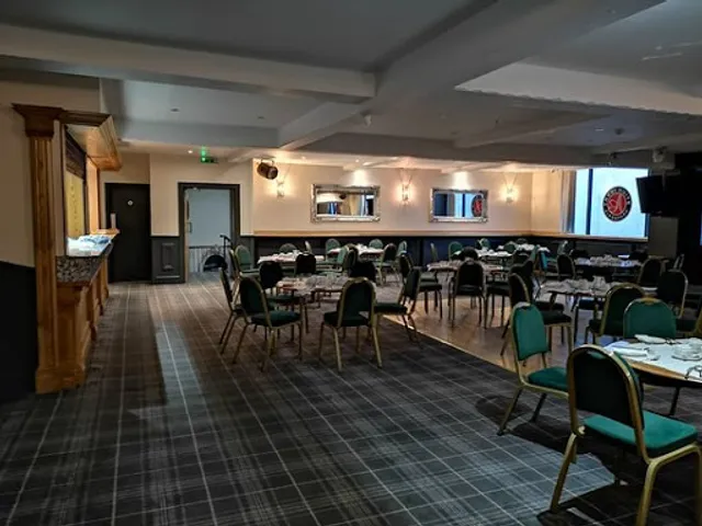 100 Acre Bar, Grill & Function Suite