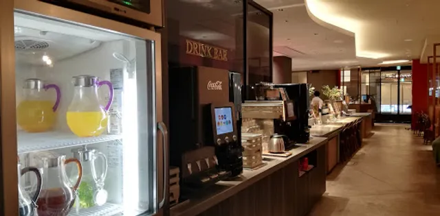 Royal Host Tenjinnishidori