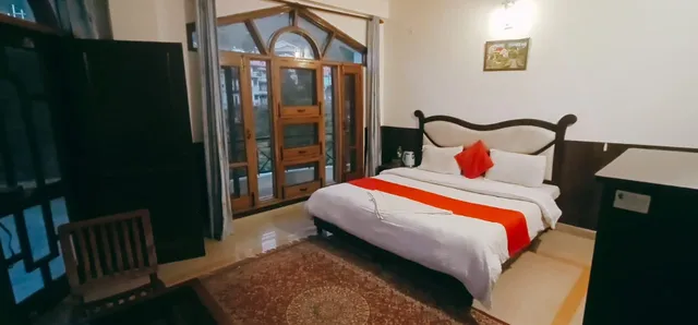 Kasauli pinegrooves inn