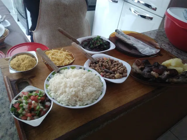 Restaurante É De Casa