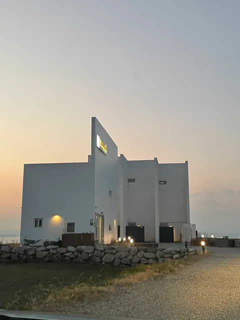 Querencia Pool Villa