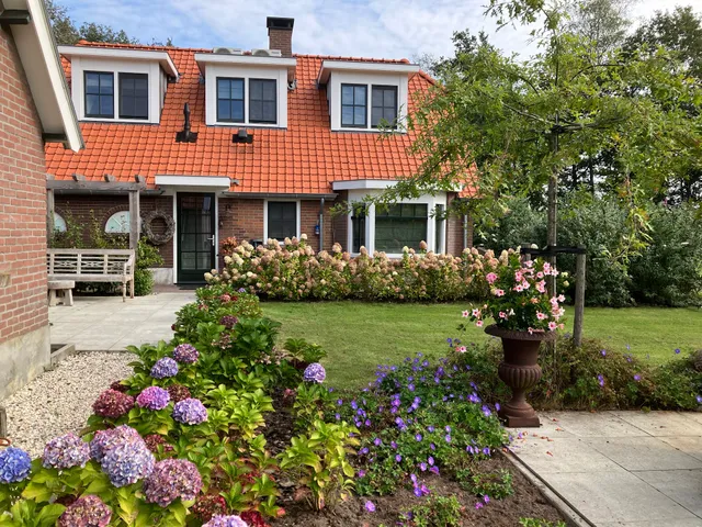 Bed & Breakfast Hoeve Happiness