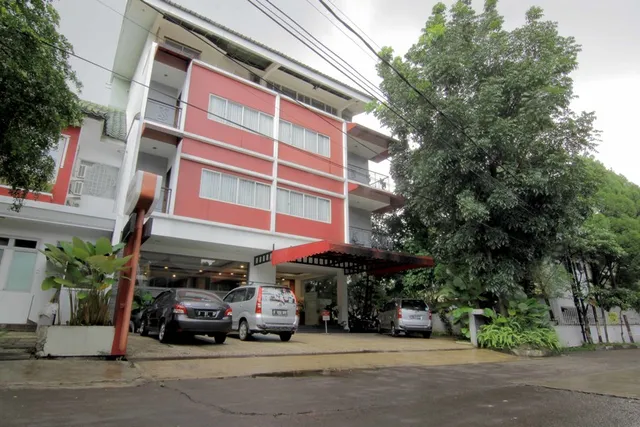 RedDoorz @ Babakan Jeruk