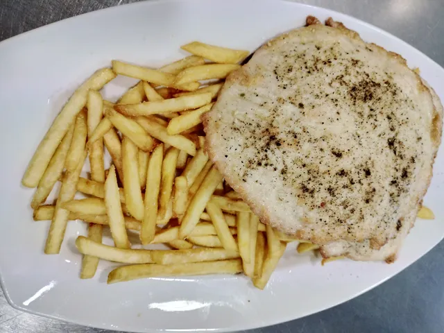 Maleńki. Bar. Szurczak J.