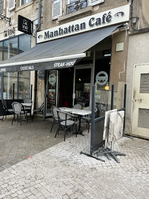 Manhattan Café