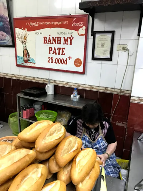 Bánh Mỳ Phố Huế