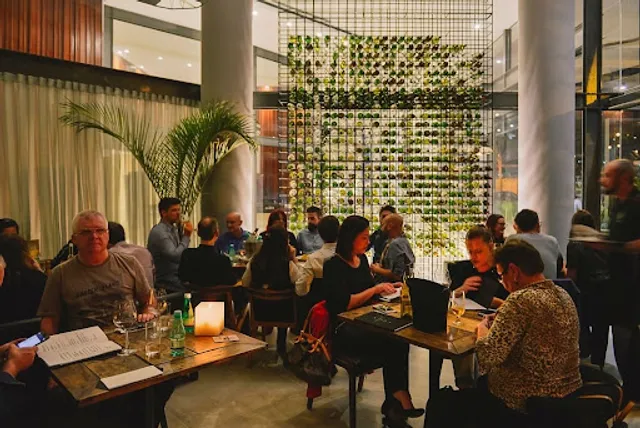 La Cave Gastronomia e Vinhos