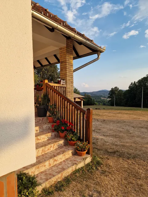 Vodeničko brdo, domaćinstvo Marušić