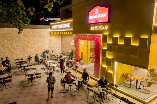 Hoàng Tuấn Coffee & Tea