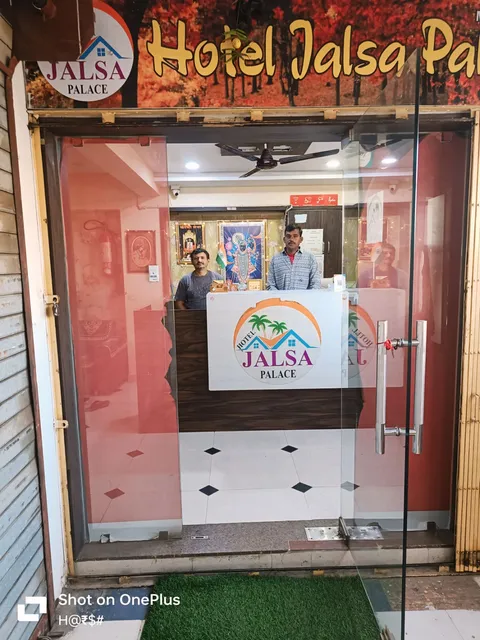 Hotel Jalsa Palace