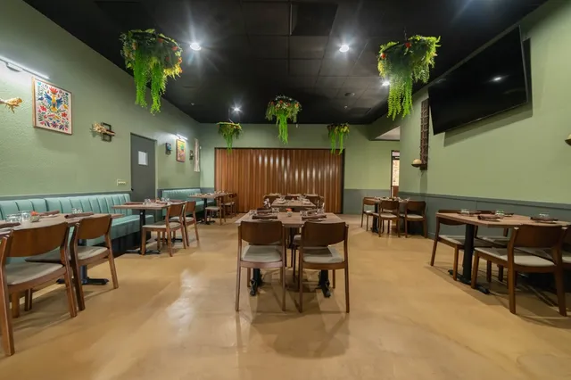 Raices Mexican Cuisine & Bar