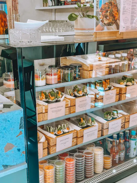 Restauracja Sushi W Dłoń – Poke Bowl | Bao | Ramen | Sushi Łódź Górna