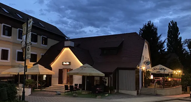 MushRooms Malomszállás Tata