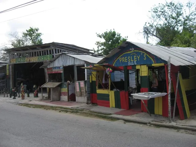 Presley's Seafood Bar and Grill