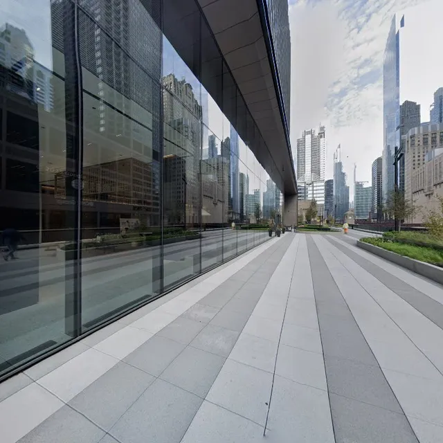 10 S Riverside Plaza