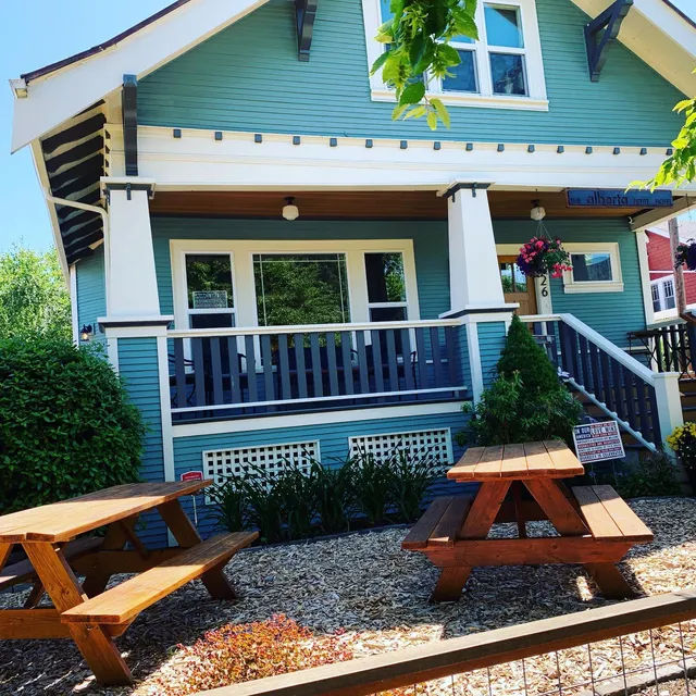 The Alberta Petite Hotel