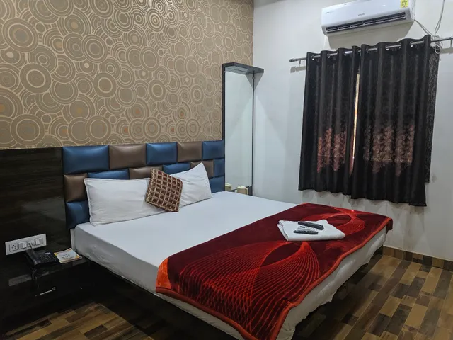 HOTEL DEVANSH