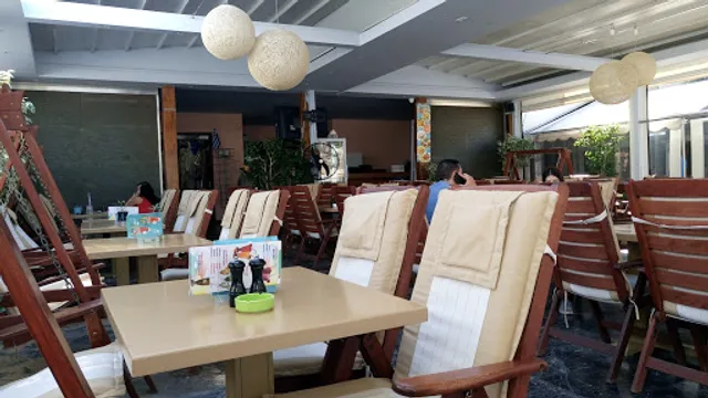 Pacifae Restaurant -Cafe