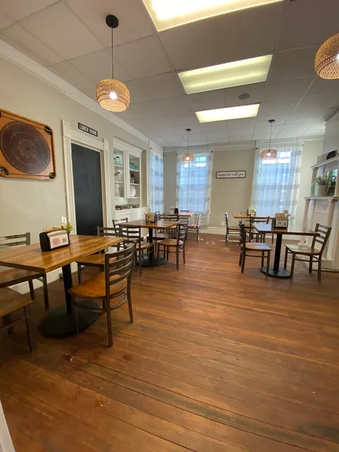 Carolina Hills Sandwich & Sweet Shoppe