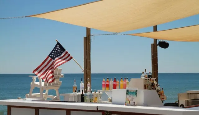 Misquamicut Ocean Bar