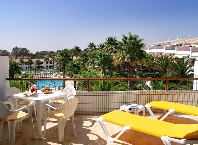 Cheerfulway Vila Alba