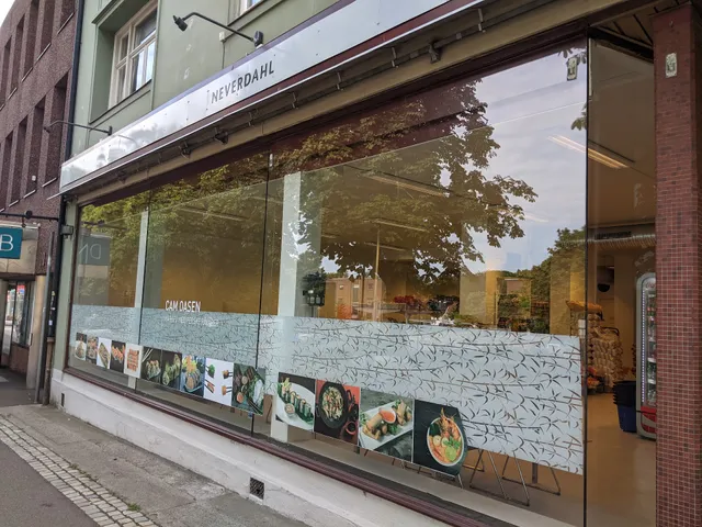 NyNas Sushi & Bubble Tea