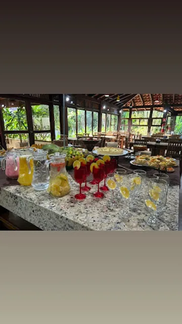 Larica's Dog Maresias