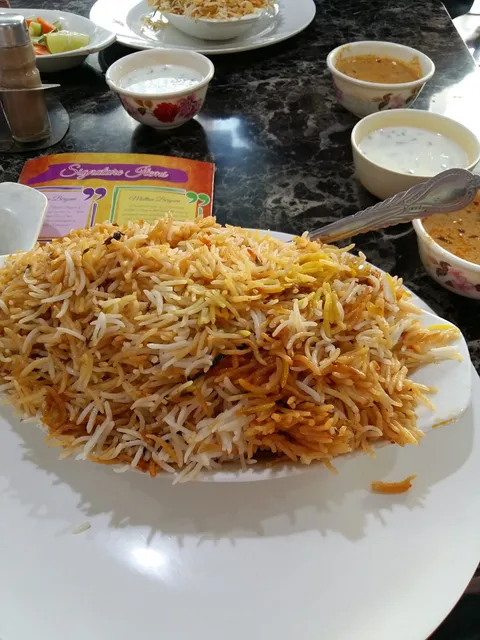 Curry Palace Restaurant