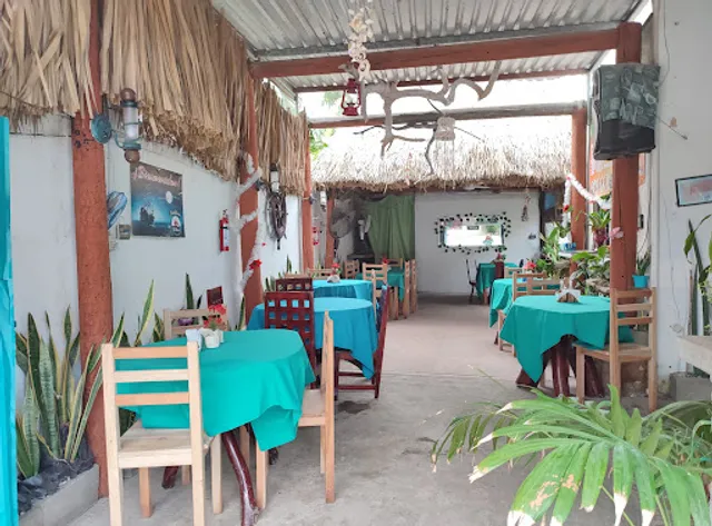 Coctelería El Barco de Ana