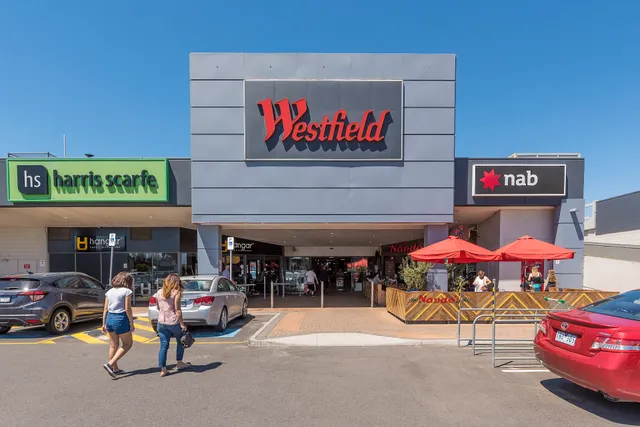 Westfield Airport West