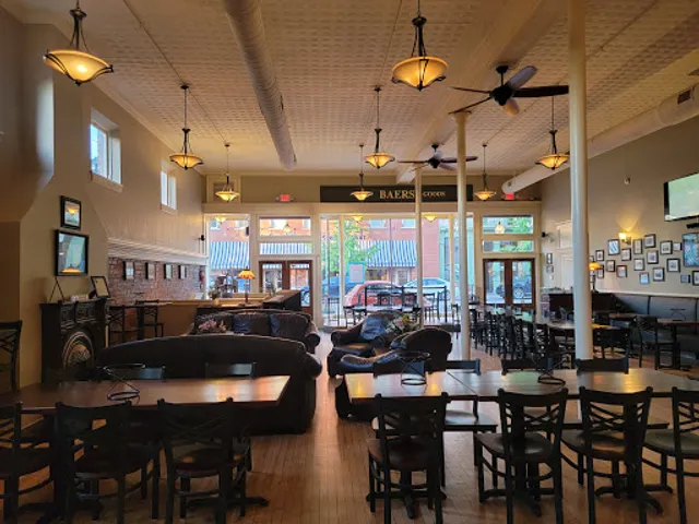 Baers City Winery & Brick Oven Kitchen