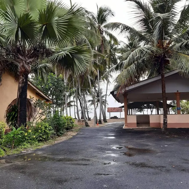 Sri Pantai Resort