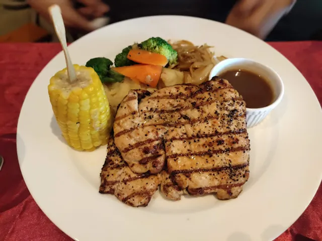 Rockwall Grill & Bistro