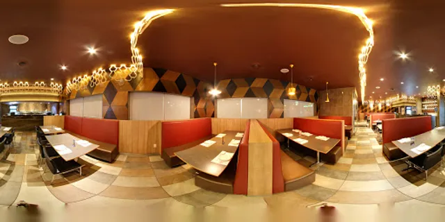 Sapporo Japanese&Thai Restaurant