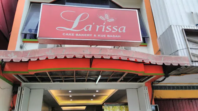 Larissa Cake Bakery dan Kue Basah