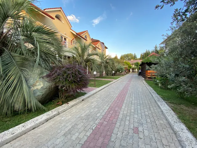 Otel' Briz Lazarevskoye