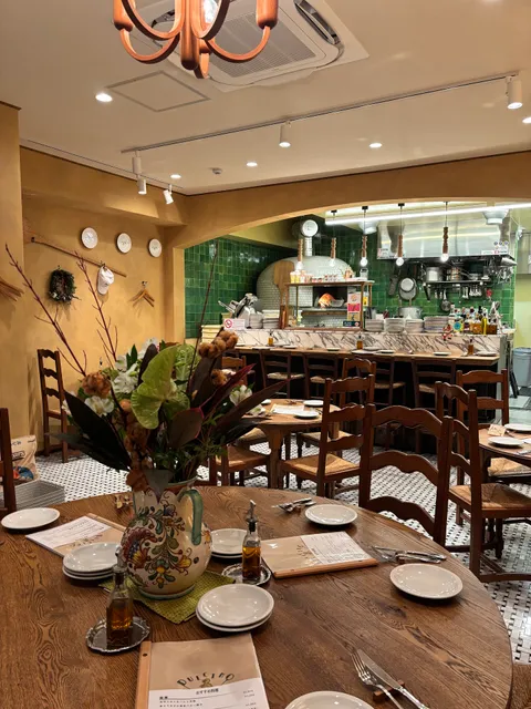 ピッツェリア プルチーノ