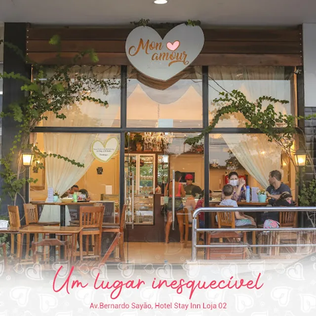 Mon Amour doce ao café