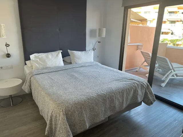 Tenerife South Apartments / Vivienda Vacacional