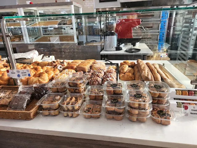 Vie De France Bakery & Cafe