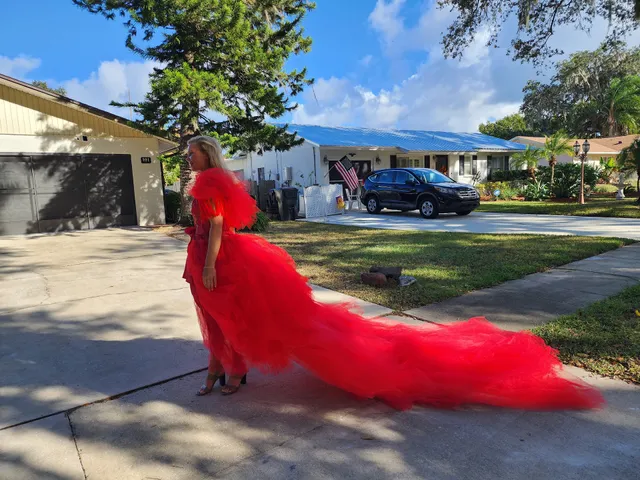 Tanya Swan Seamstress/Alterations/Tailoring