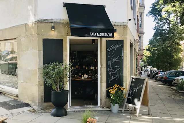 Tata Moustache