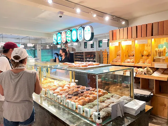 Tiong Bahru Bakery