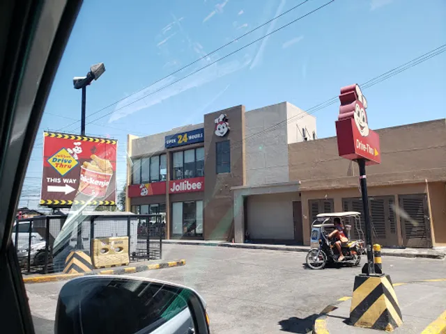 Jollibee San Pedro Town Center