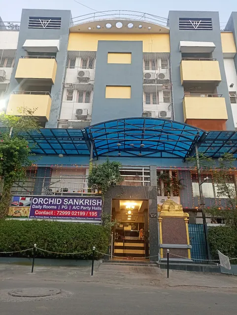 Super Townhouse Orchid Sankrish Near Balaji Dental College