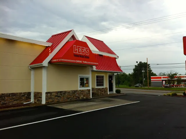 Lee's Famous Recipe Chicken