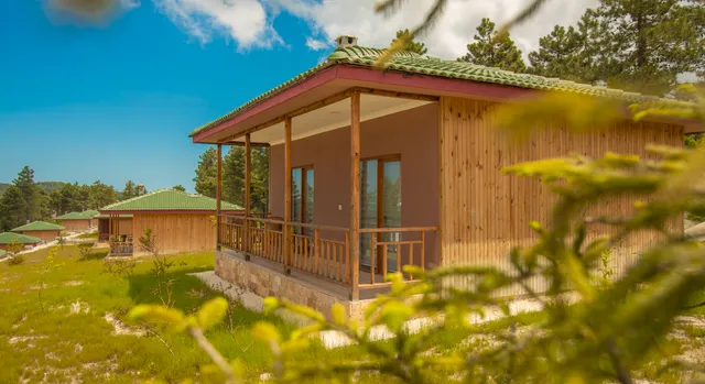 May Villas Hotel (ÇET DAĞI BUNGLOV )